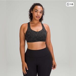 Free to Be Serene Bra *Light Support C/D Cup Size 4